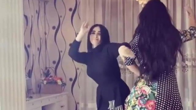 Hot Azeri Girls Dancing