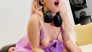 VIDEO GAME FETISH! College Students fuck! DATERANGER.com