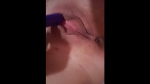 Wet vibes make squirts before bed Porn Videos