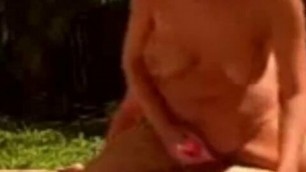 Horny Florida Couple Fuck Outside In The Sunshine